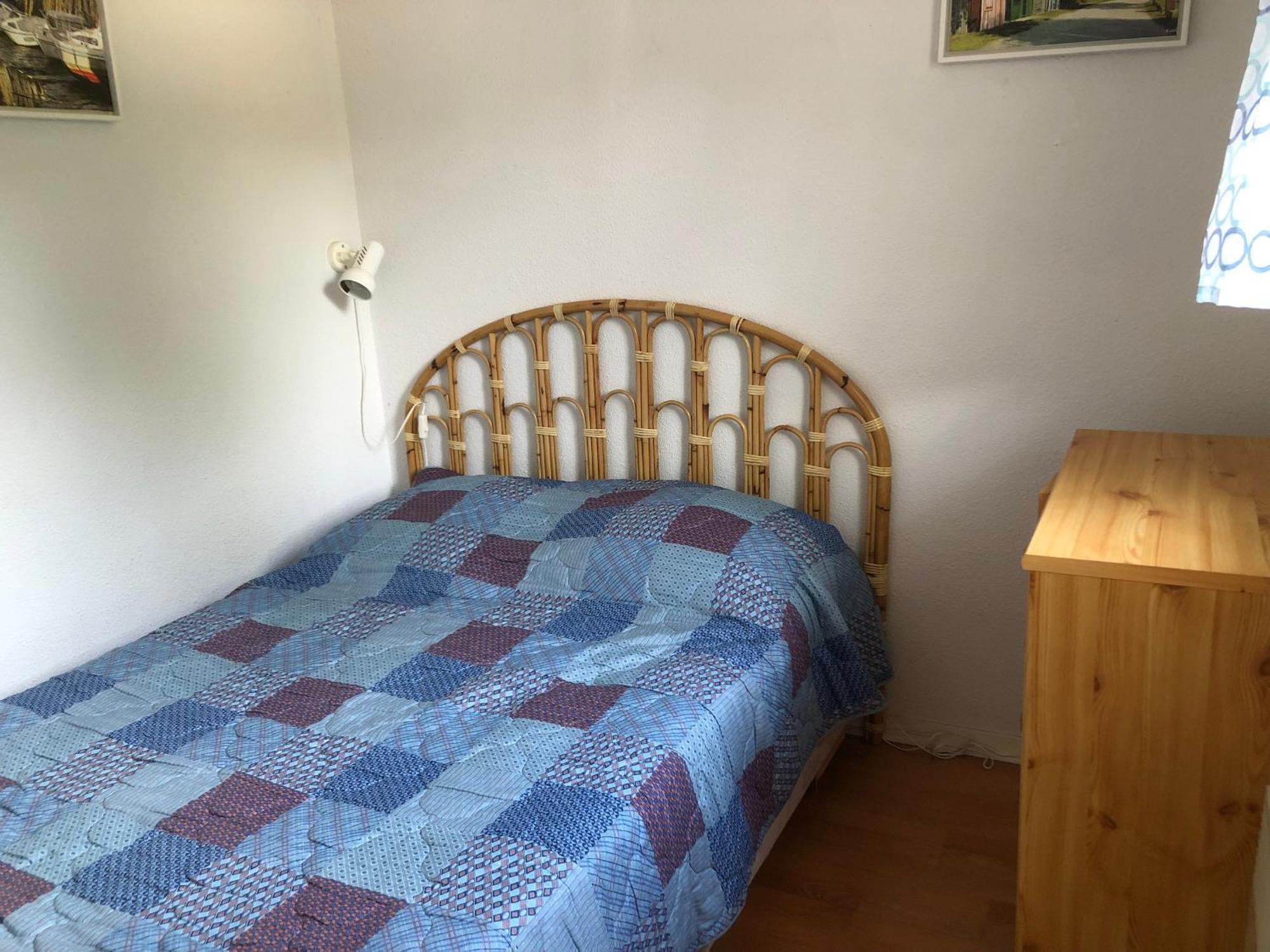 Apartment T2 A - Centre-ville, Proche Et Commerces, Avec Parking Et Balcon - Fr-1-319-12